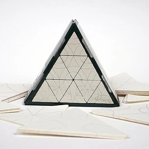 Zentangle 3Z PreStrung Paper Tiles heArt Craft Studio