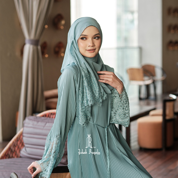 Mint on sale green abaya