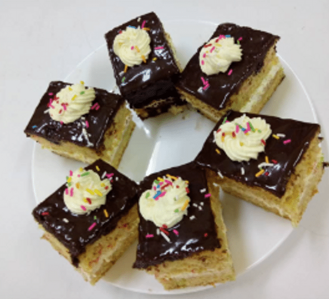Chocolate Cake - Rasai Machan