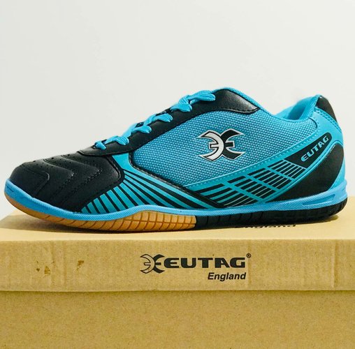eutag futsal shoes