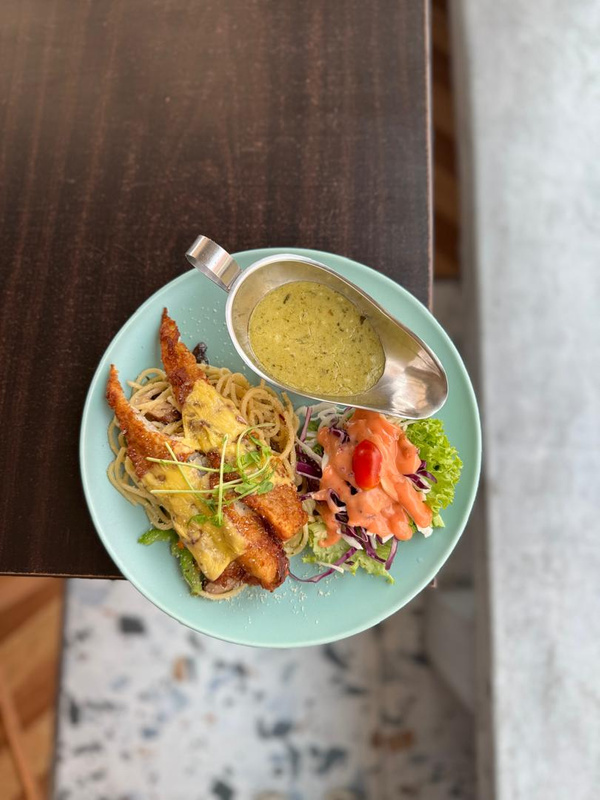 CRISPY FISH WITH FRIES - The Urban Affairs